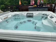 Hot Tub For Sale - Photo 3
