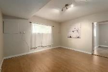 3 Bedroom Suite with a ton of space! Move in! - Photo 3