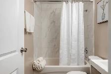 PARKING SPACE, WATER & HEAT INCLUDED - Franklin Manor 1BR Apt - Photo 5