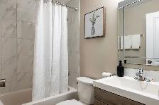 PARKING SPACE, WATER & HEAT INCLUDED - Franklin Manor 1BR Apt - Photo 6