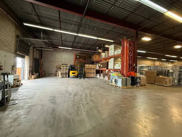 Professional Transloading & Cross-Docking Services