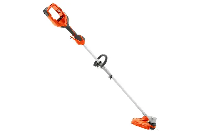 Husqvarna Weed Eater® 320iL Battery String Trimmer