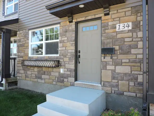 2 Bed Townhouse in Stonebridge for Rent