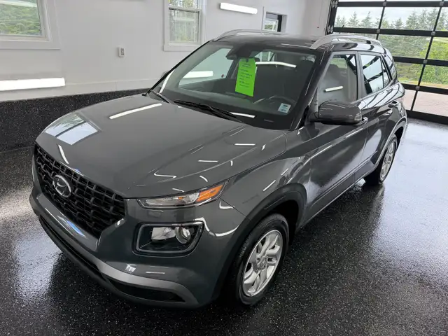 2025 Hyundai Venue preferred Only 5300KM