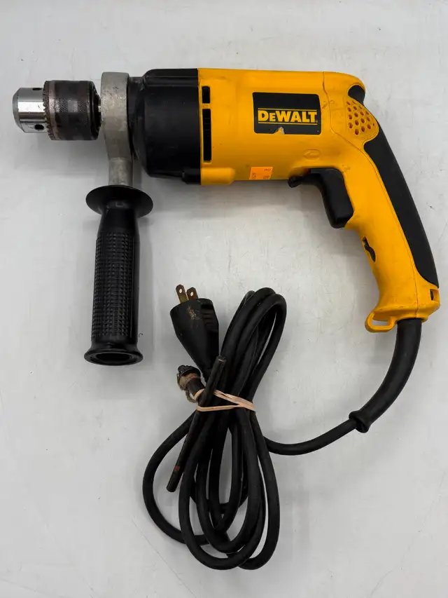 Dewalt DW511 - 1/2' Corded VSR Hammer Drill