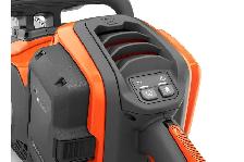 Husqvarna Power Axe 350i Chainsaw - Photo 4
