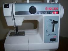 VINTAGE SINGER SEWING MACHINE LOVERS ALERT!