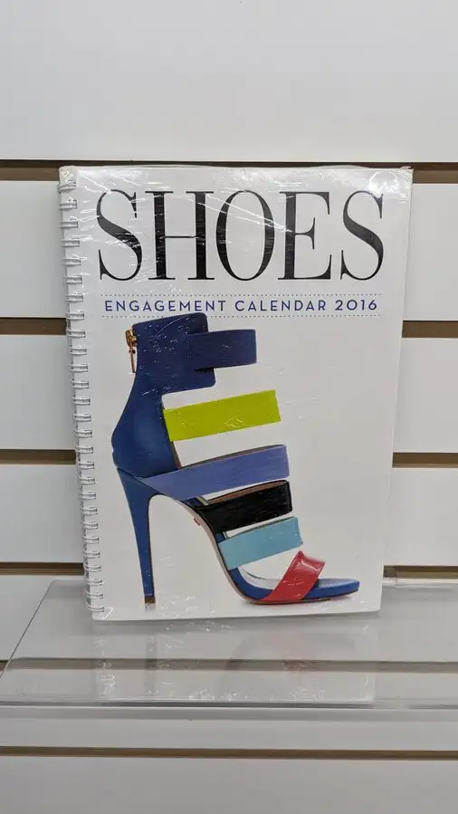 Shoes Engagement Calendar 2016 9780761183372