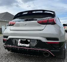 2022 Hyundai Veloster N - Photo 3