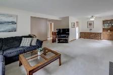 AMAZINGLY UPDATED 5 BED TEMPLE NE BUNGALOW FOR SLE - Photo 4