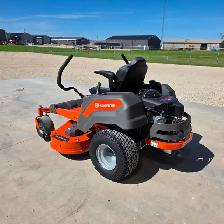 NEW Husqvarna Z248F Zero-turn mower 48' deck - Photo 5