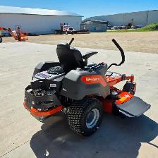 NEW Husqvarna Z248F Zero-turn mower 48' deck - Photo 7