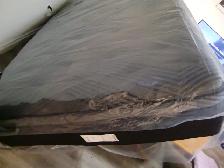 $2000 Beautyrest GL8 Eurotop Plush Queen Mattress from The Brick - Photo 2
