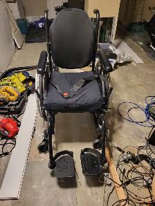 Wheelchair - Photo 3