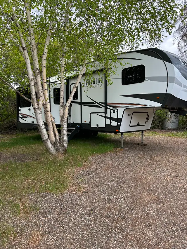 2021 Rockwood Ultralite 2883WS 5th Wheel