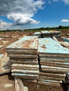 4" blue insulation. - Photo 3