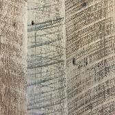 Rustic Round Table - Photo 3