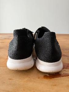 Nike Free Run RN Flyknit - Size 9 - 831070-001 - Photo 5