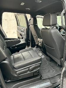 2023 Yukon XL SLT - Photo 6