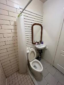 Downtown 2 br apt $1400 available immediately - Photo 7