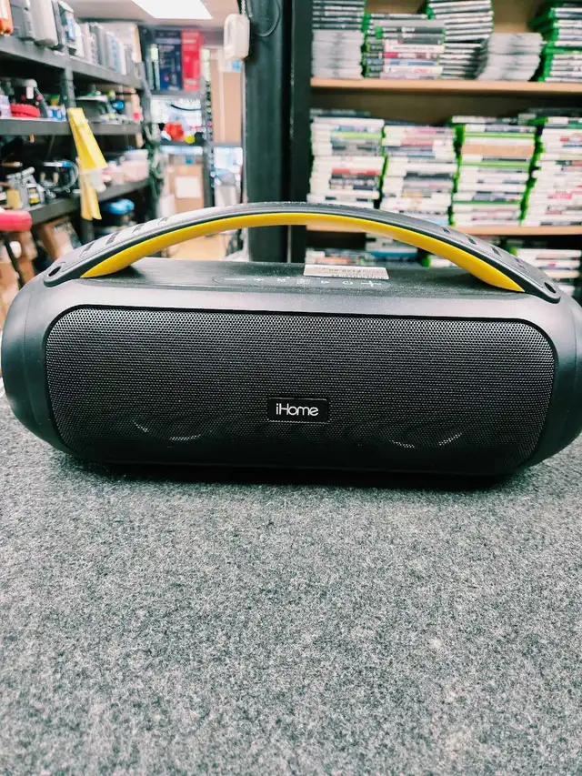 Speaker Bluetooth   manette