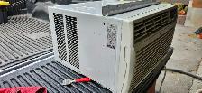 Window mount airconditioner - Photo 3