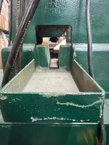 Frohring Mini-Jector manual injection moulding machine - Photo 3