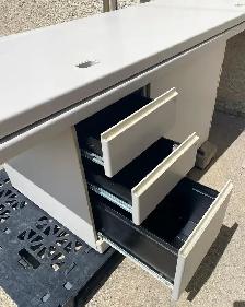 Three heavy duty metal cabinets - Photo 3