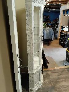 Curio display cabinet 240$ - Photo 2