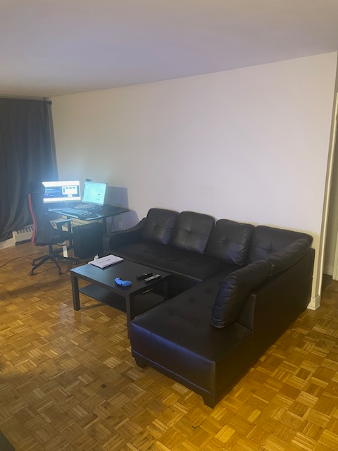 Furnished 1 BR Apartment w/ TV, PS5,Computer,10,000  TV Channels