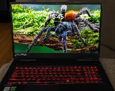 MSI GE75 Raider Gaming Laptop - Photo 2