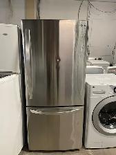 Réfrigérateur stainless 30'' congélateur en bas LG