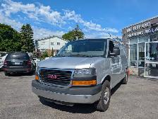 2016 GMC Savana Cargo Van G2500 • Accident Free - Photo 3