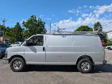 2016 GMC Savana Cargo Van G2500 • Accident Free - Photo 5