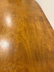 Dining Table - Photo 3
