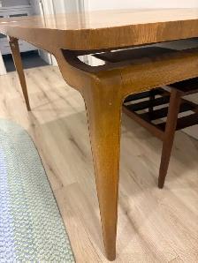 Dining Table - Photo 4