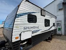 2021 Keystone Springdale 18ft W/bunks - 3380Lbs - Photo 4