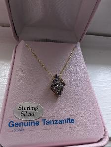 Brand New Sterling Silver Tanzanite Necklace For Sale - Photo 2
