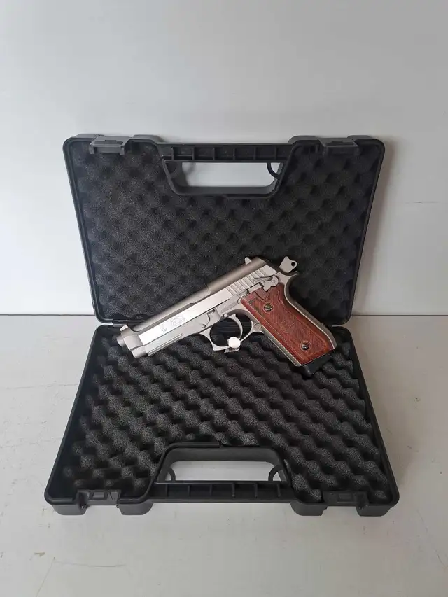 Swiss Arms P92 BB Gun (32032036)