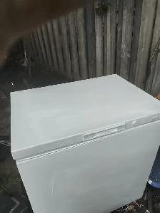 Chest freezer for Sale! Pick up in Welland! 60$ 289-806-3599 Kev