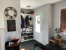 4 Bed 3.5 Bath Duplex in Cobblestone Available August 1st! - Photo 7