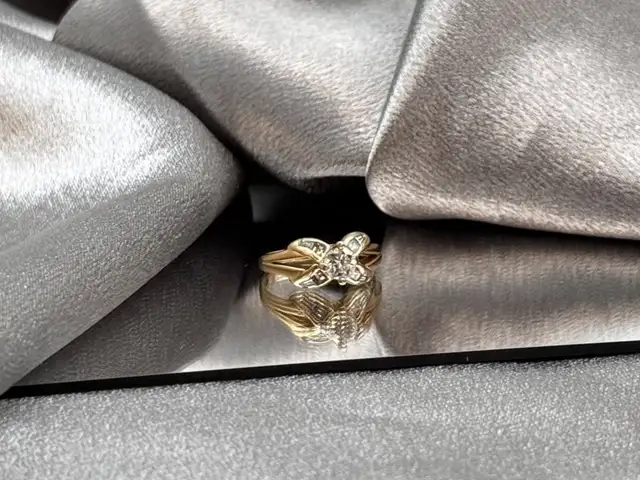 14KT Yellow Gold 0.86ct Diamond Engagement Ring $1785