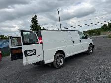 2016 GMC savana 2500 - Photo 2