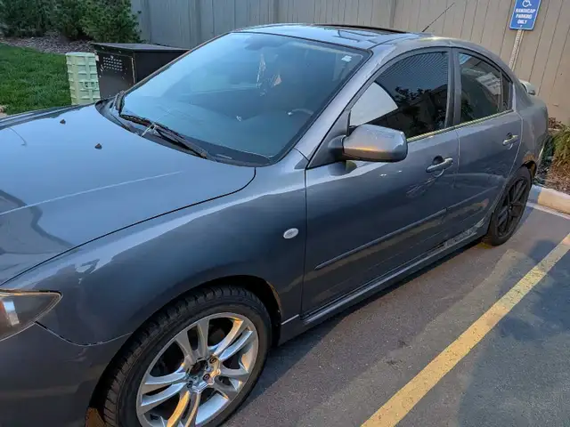 Mazda 3 sedan - Manual transmission 2007