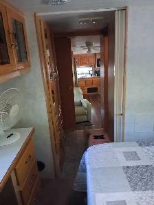 5000$ Fifthwheel  Cardinal - Photo 9