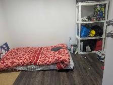 one private room available - Photo 2