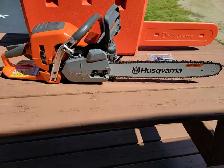 Husqvarna 550xp mark II chainsaw and case - Photo 2