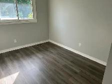 3 bedroom upper floor of bungalow, Hespeler area, August 1 - Photo 5