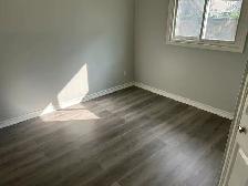 3 bedroom upper floor of bungalow, Hespeler area, August 1 - Photo 6