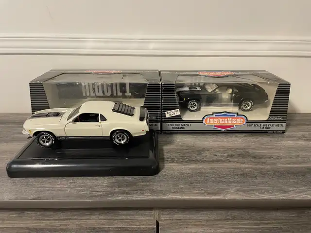 Ertl American Muscle Mustang Mach1 DieCast Cars